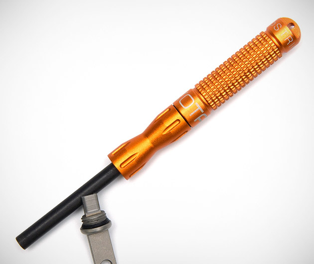 nanoSTRIKER