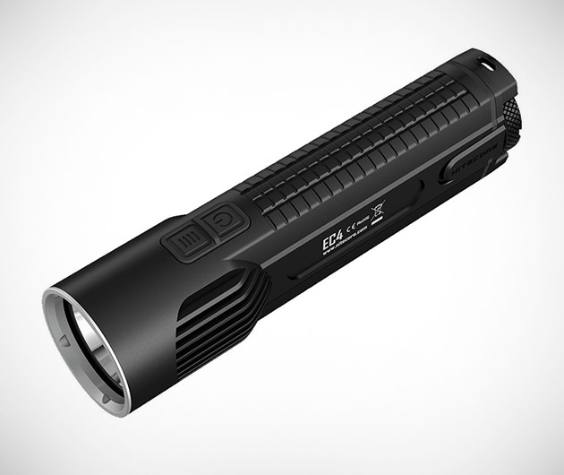 nitecore-ec4-flashlight-01