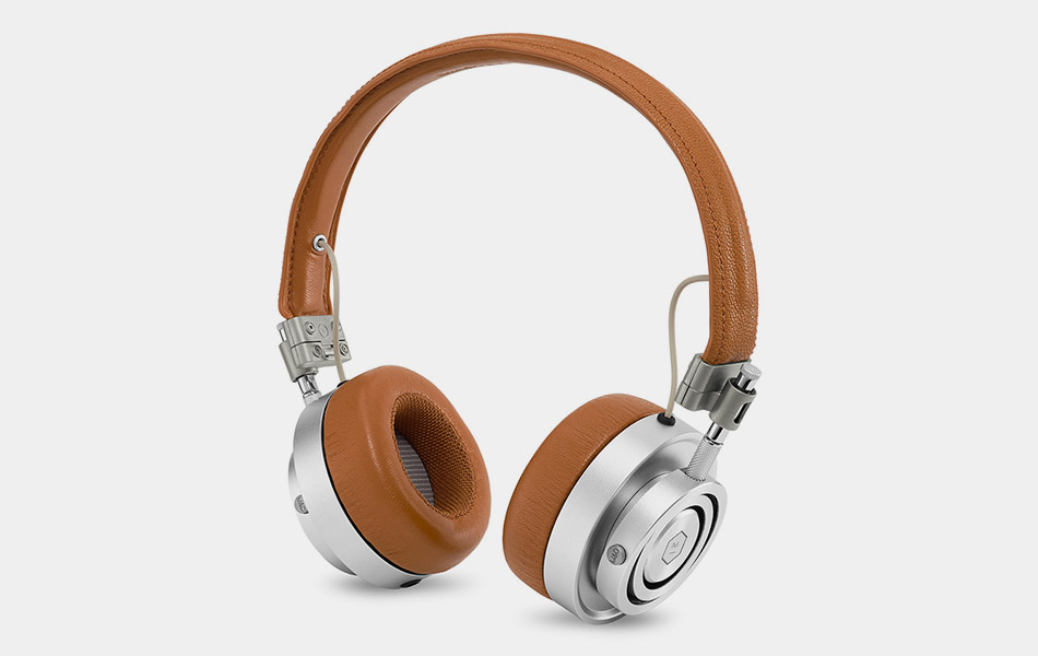 master-dynamic-mh30-on-ear-headphones.jpg