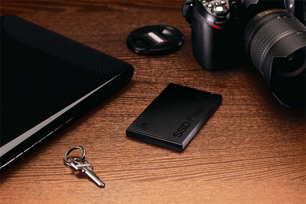 Iomega SSD Flash Drive