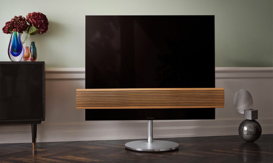 Bang & Olufsen BeoVision Eclipse Wood Edition TV