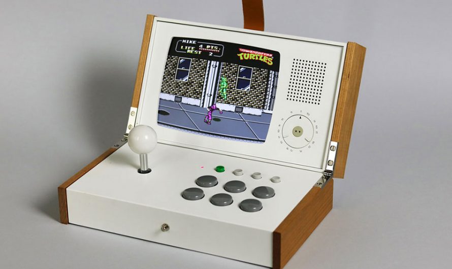 R-KAID-R SK-4 Portable Arcade Console